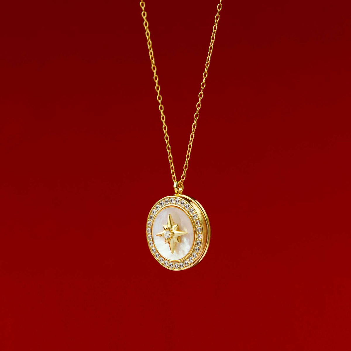 LUNA LOCKET | Initial Letters | Sterling Silver - MILA CANTES